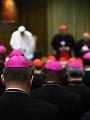 Podsumowanie drugiego dnia obrad Synodu przez biskupów z Polski